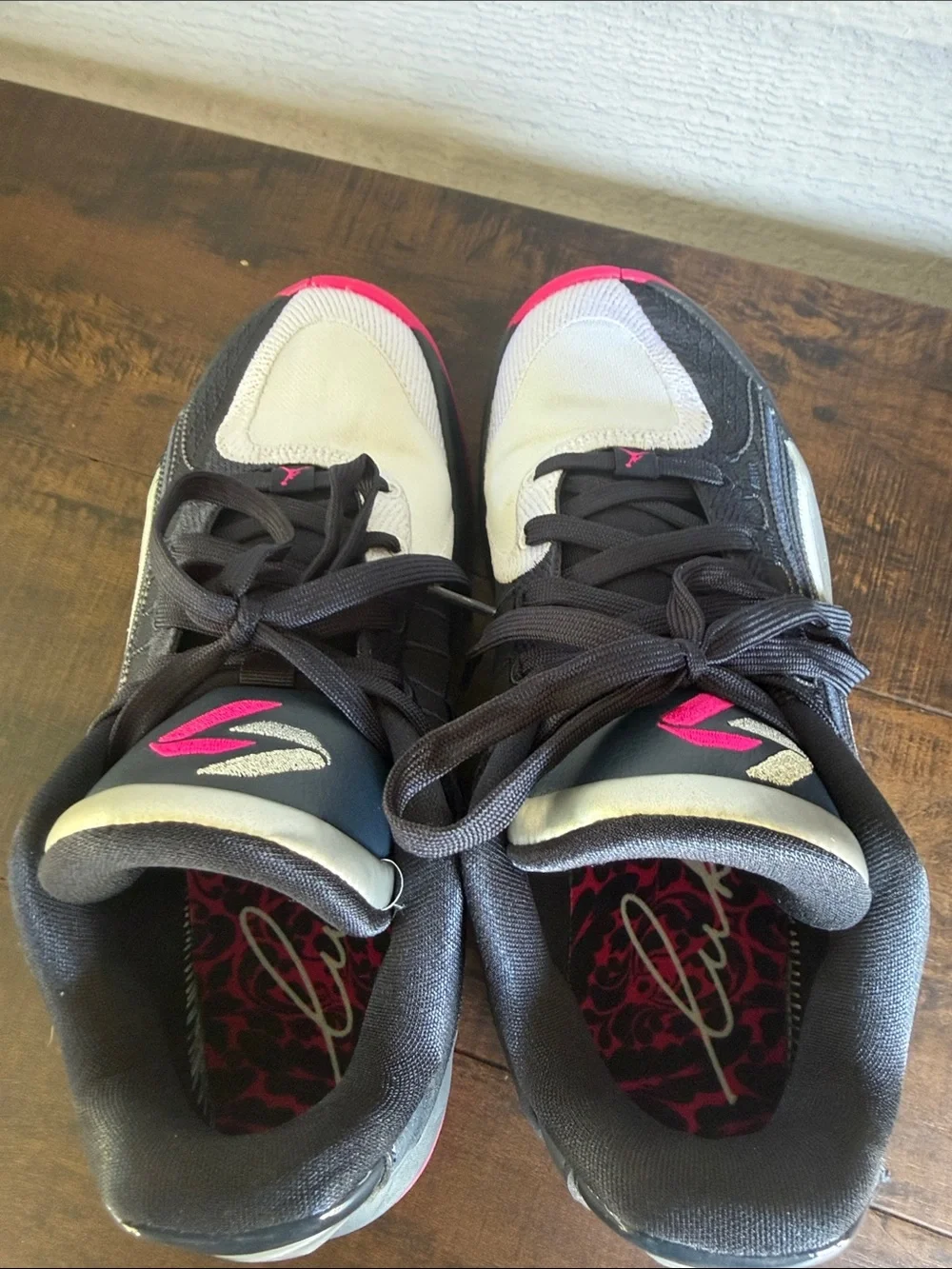 Jordan Luka 4 Navidor Sneakers